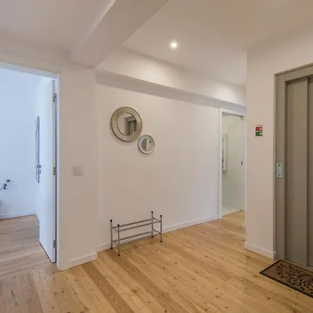 Lovelystay - Sunny 2 Bedroom Lisbon