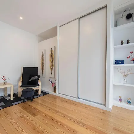 Apartamento Lovelystay - Sunny 2 Bedroom Lisboa