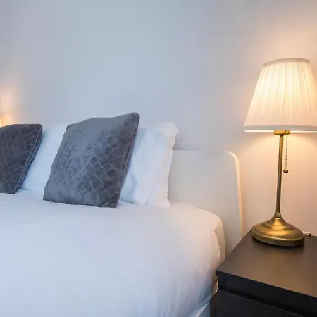 Lovelystay - Sunny 2 Bedroom Apartamento Lisboa