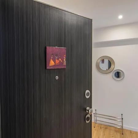 Apartamento Lovelystay - Sunny 2 Bedroom *